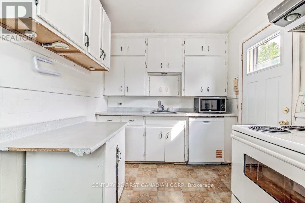 490 Salisbury Street, London East, Ontario  N5Y 3B5 - Photo 7 - X12350869