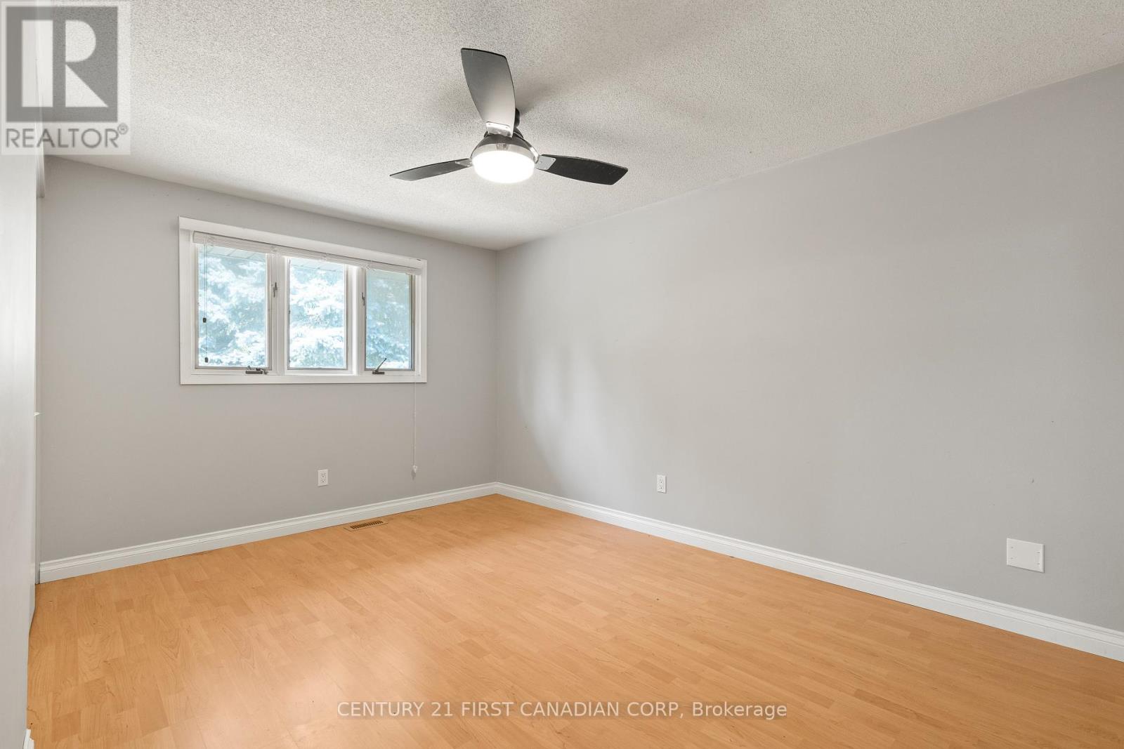 7 Rollscourt Gardens, London North, Ontario  N6G 1L9 - Photo 19 - X12350888