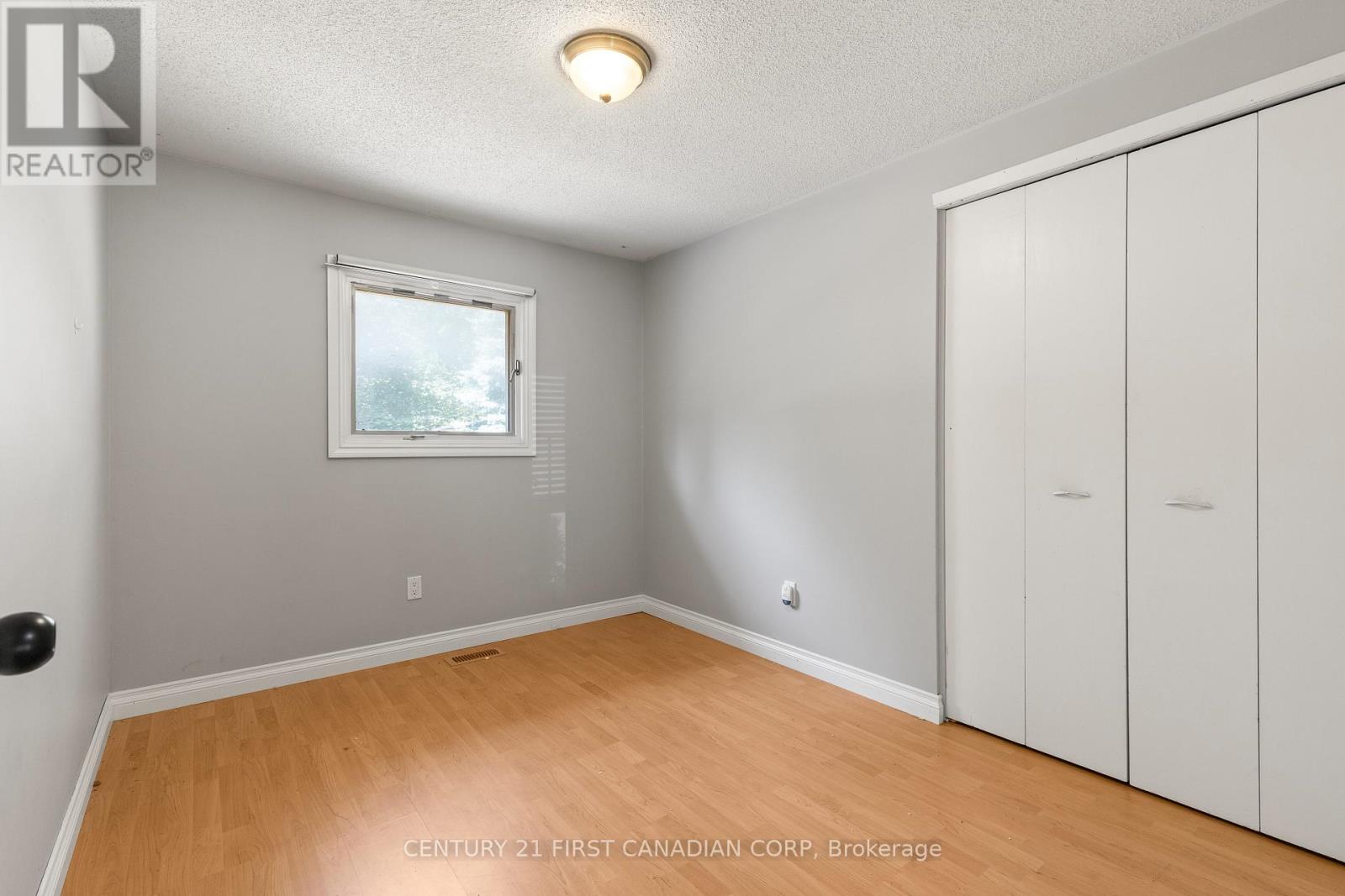 7 Rollscourt Gardens, London North, Ontario  N6G 1L9 - Photo 22 - X12350888