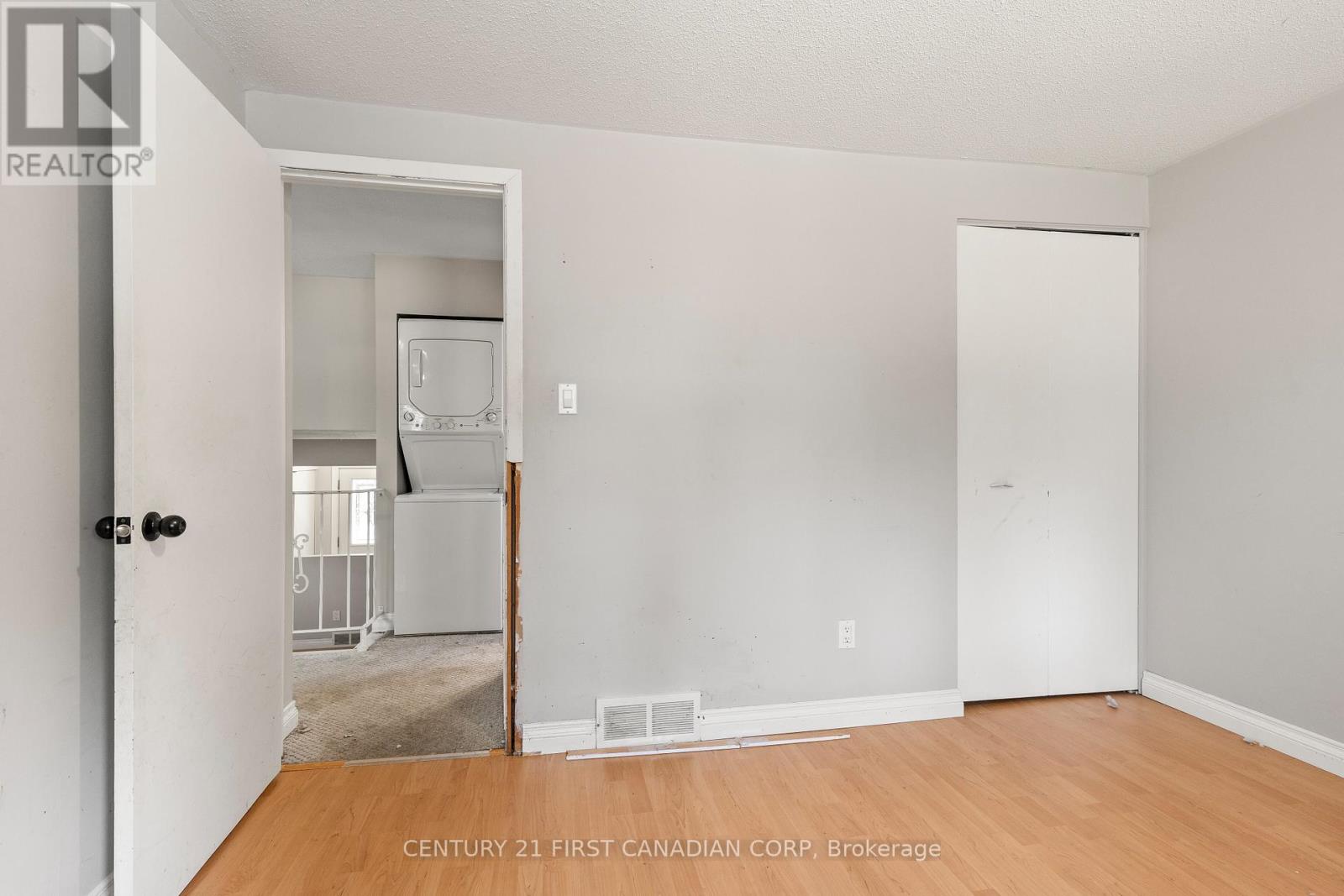 7 Rollscourt Gardens, London North, Ontario  N6G 1L9 - Photo 27 - X12350888