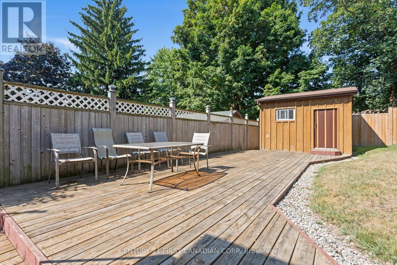 7 Rollscourt Gardens, London North, Ontario  N6G 1L9 - Photo 42 - X12350888