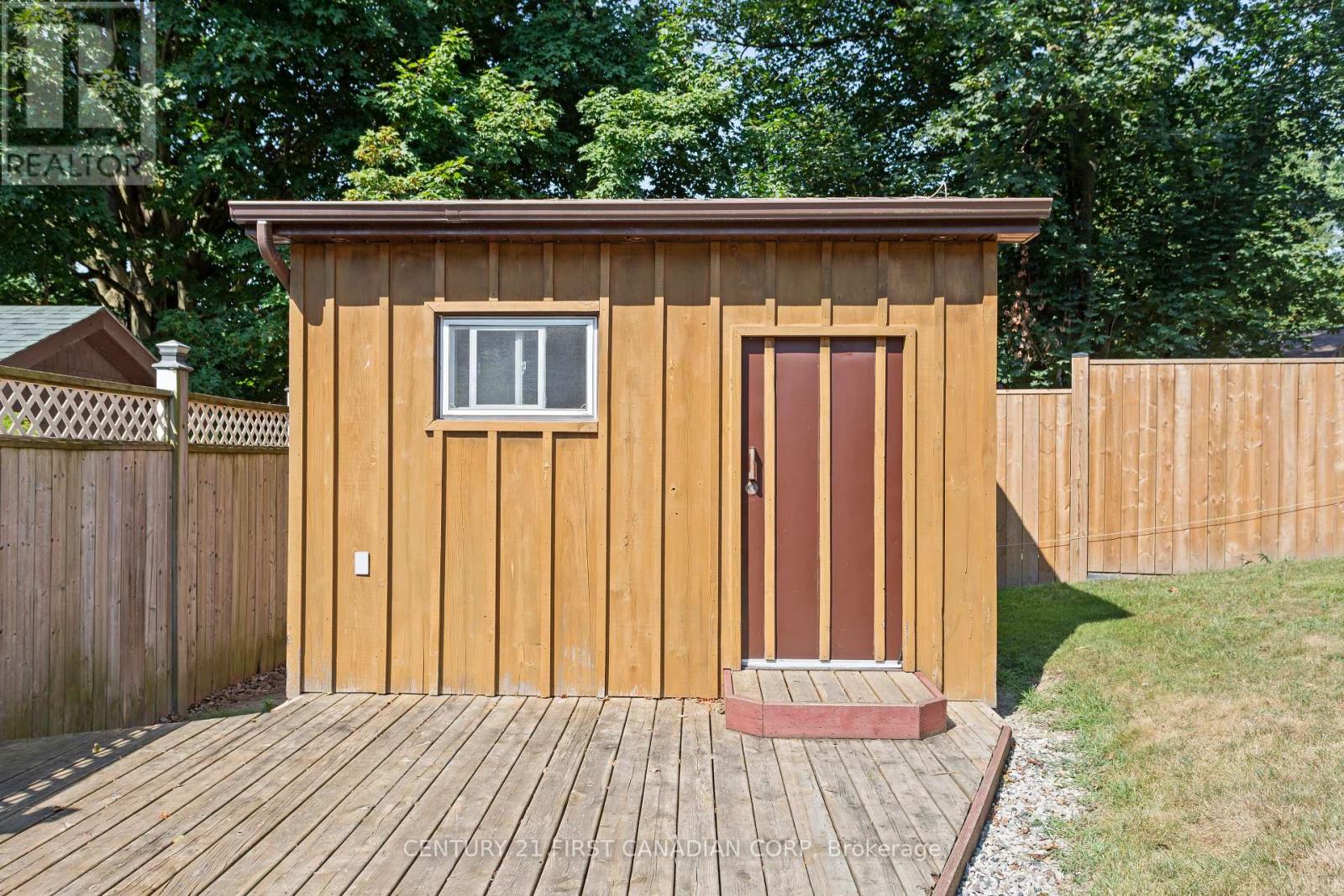 7 Rollscourt Gardens, London North, Ontario  N6G 1L9 - Photo 43 - X12350888