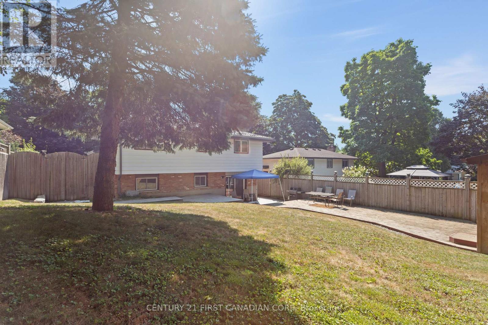 7 Rollscourt Gardens, London North, Ontario  N6G 1L9 - Photo 45 - X12350888
