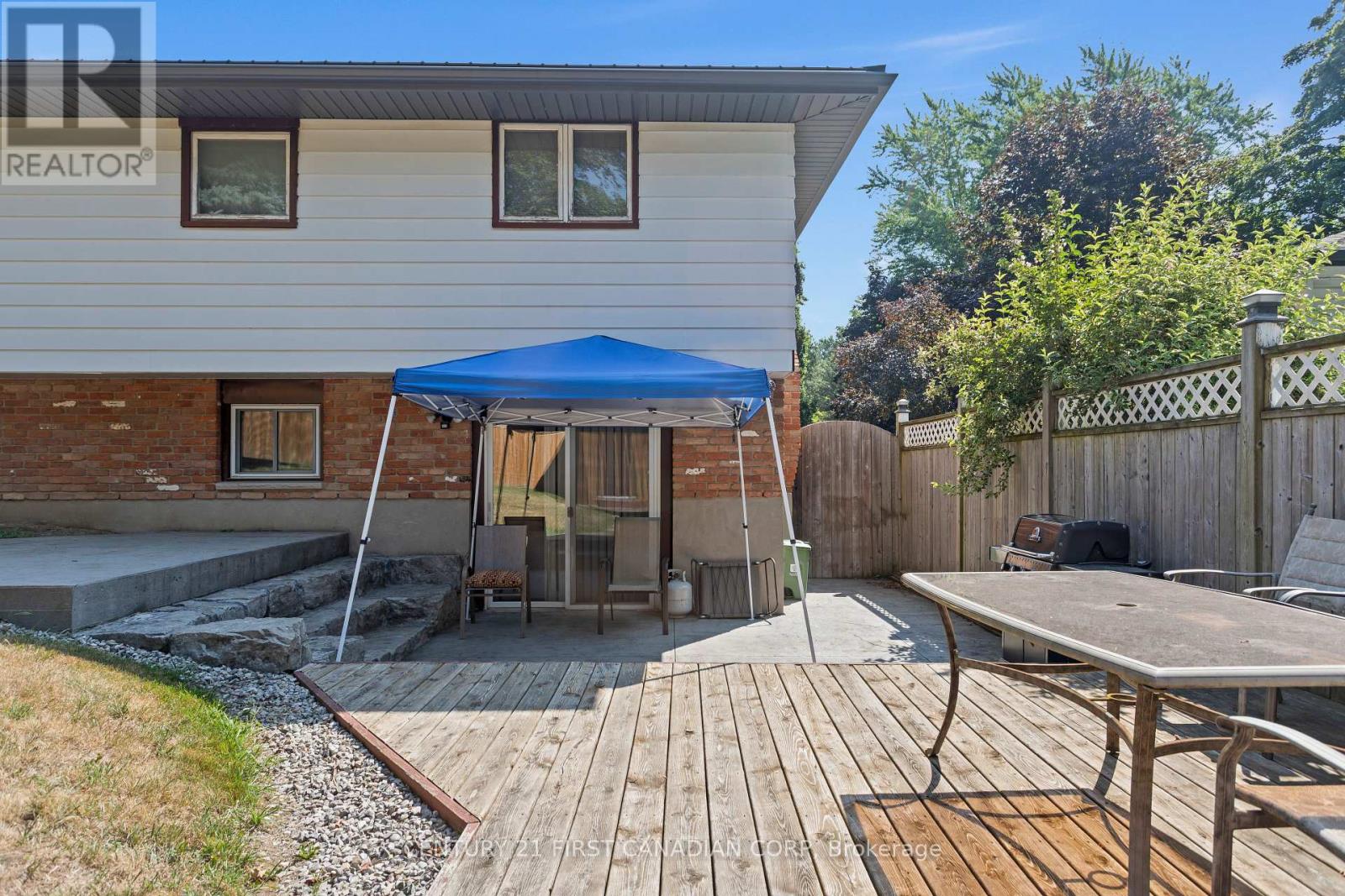 7 Rollscourt Gardens, London North, Ontario  N6G 1L9 - Photo 48 - X12350888