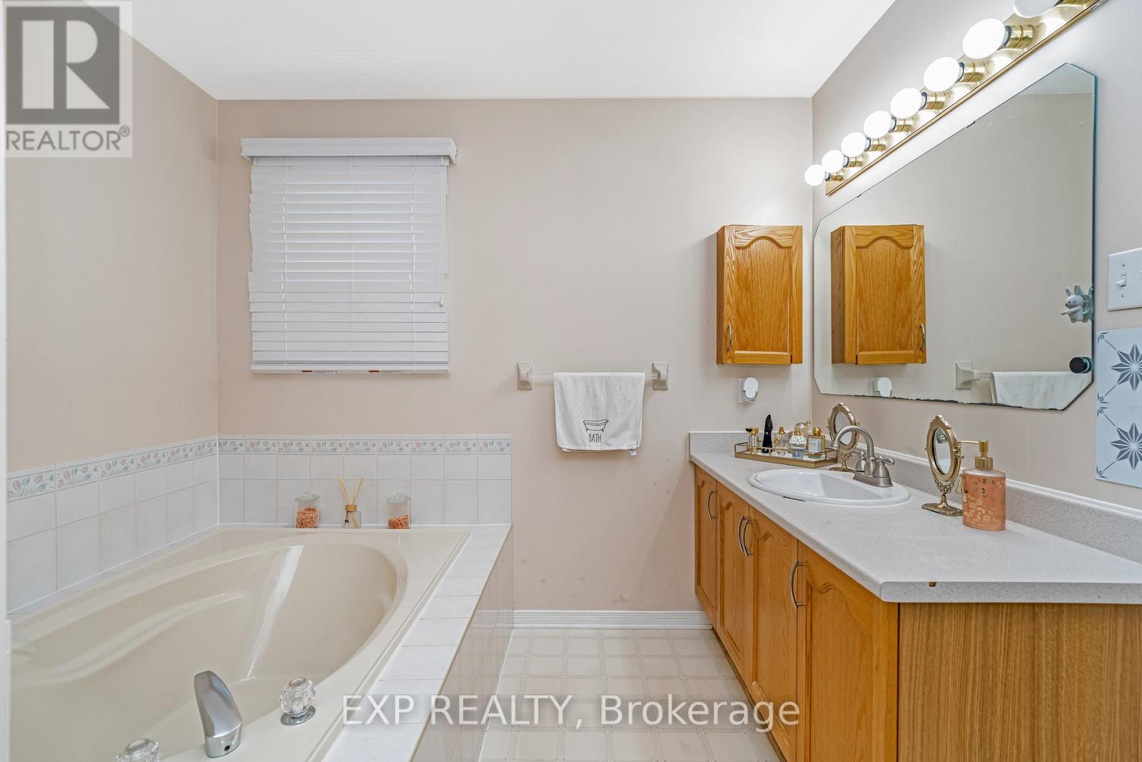 2103 Gardenway Drive, Ottawa, Ontario  K4A 3K2 - Photo 30 - X12350841