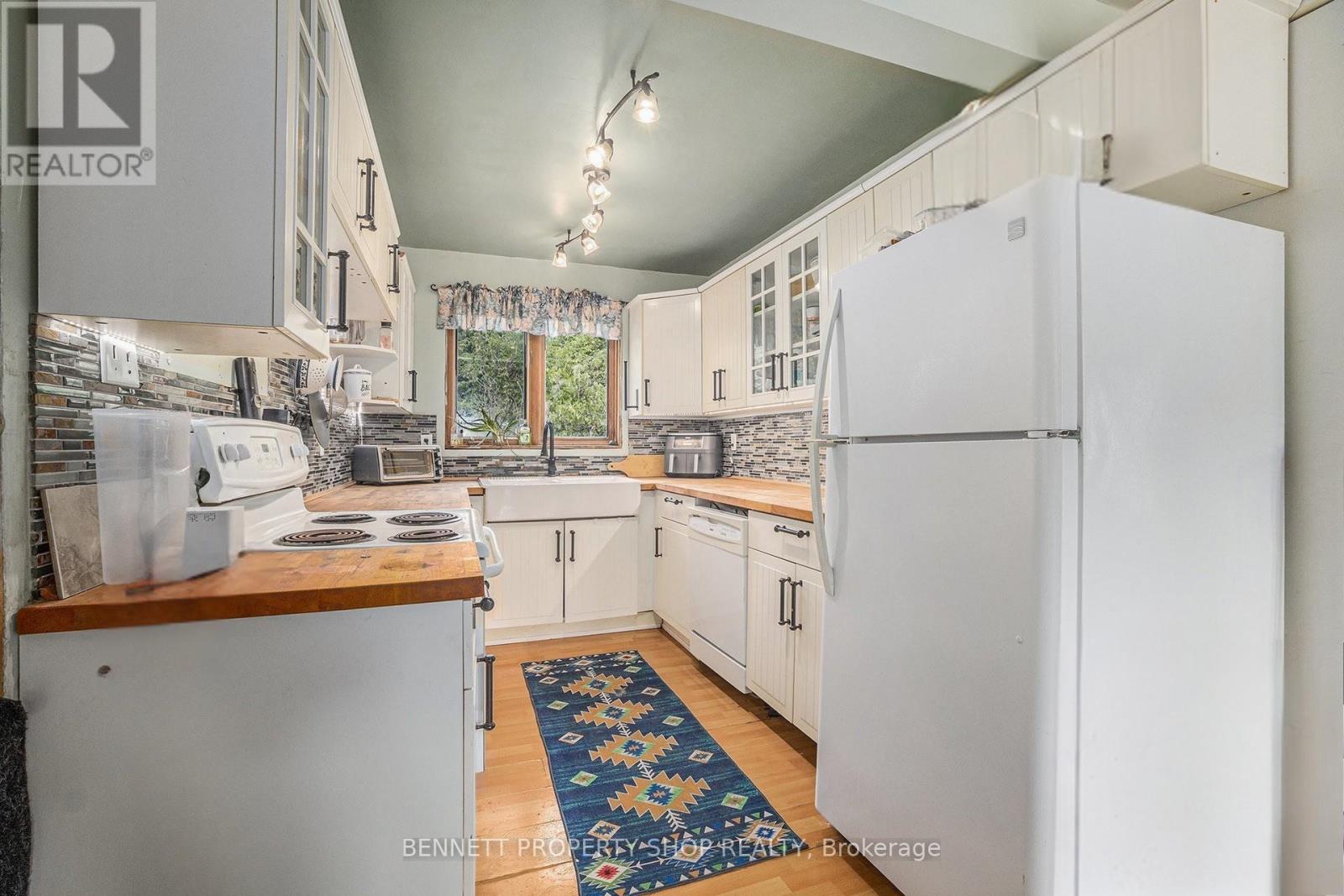 2488 Marshwood Road, Ottawa, Ontario  K0A 1L0 - Photo 8 - X12350889