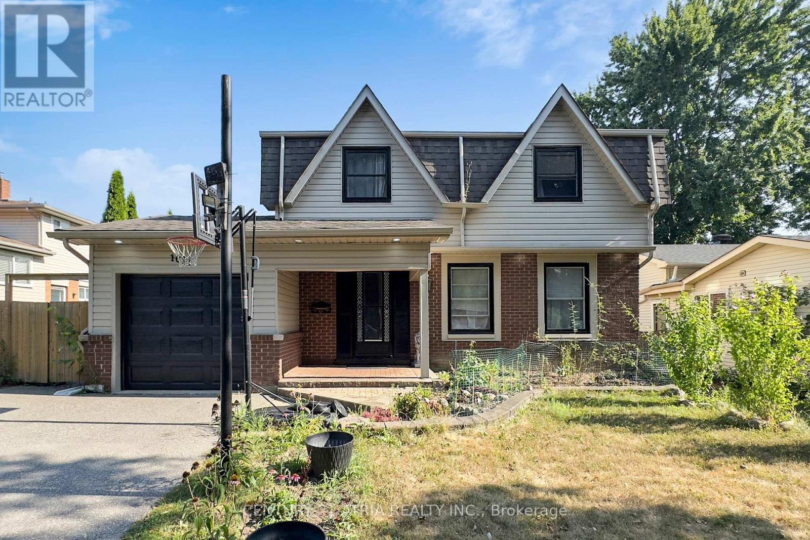 Property at 1011 BASSWOOD AVENUE image 5