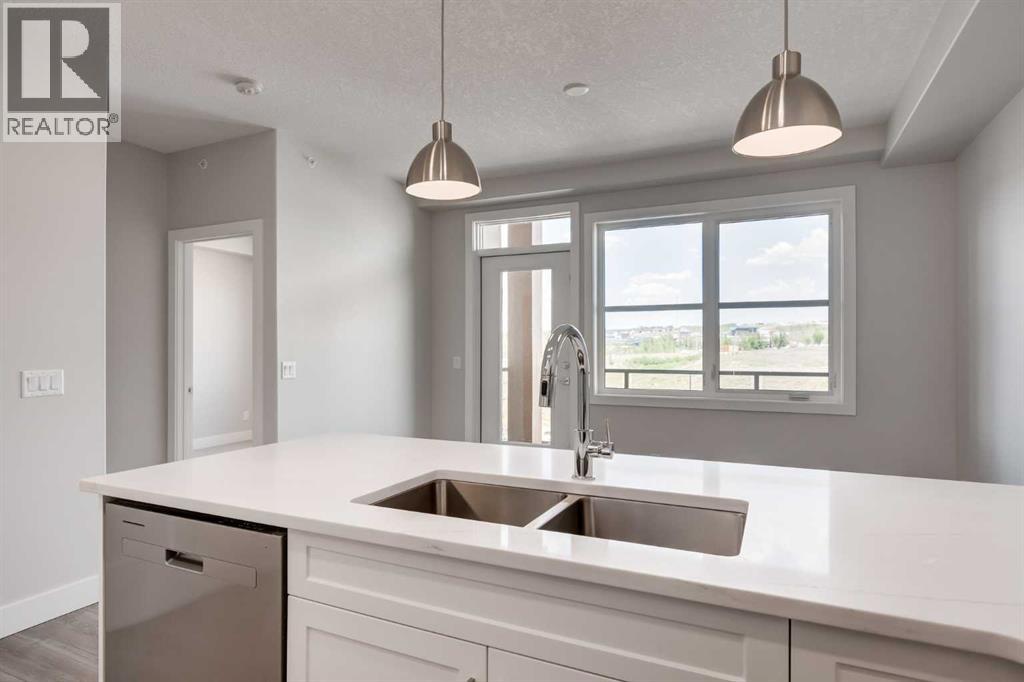 Property at 210, 175 Wolf Hollow Crescent SE image 5