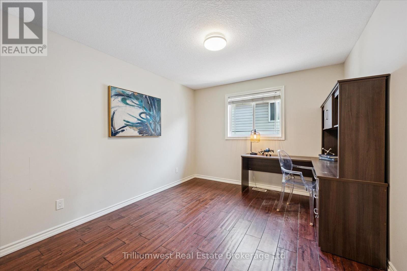 117 Simmonds Drive, Guelph, Ontario  N1E 7L8 - Photo 28 - X12350850