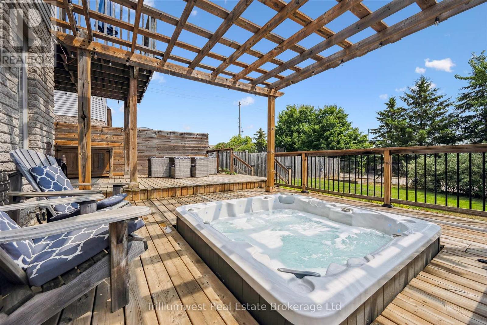 117 Simmonds Drive, Guelph, Ontario  N1E 7L8 - Photo 34 - X12350850