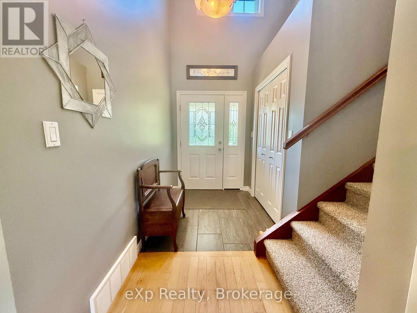 323237 Durham Road E, West Grey, Ontario  N0G 1R0 - Photo 8 - X12350862