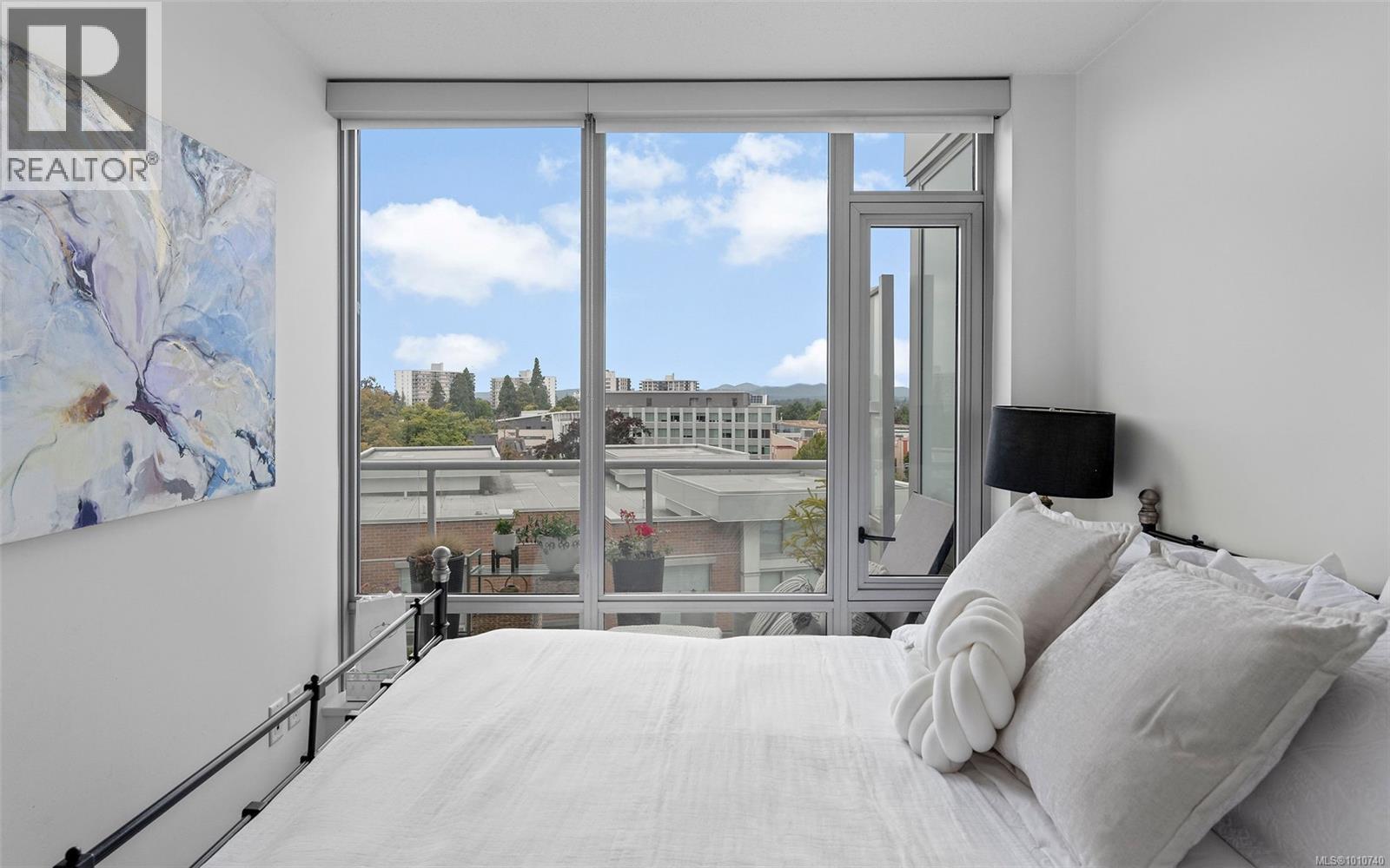 604 646 Michigan St, Victoria, British Columbia V8V 0B7 - Photo 12 - 1010740