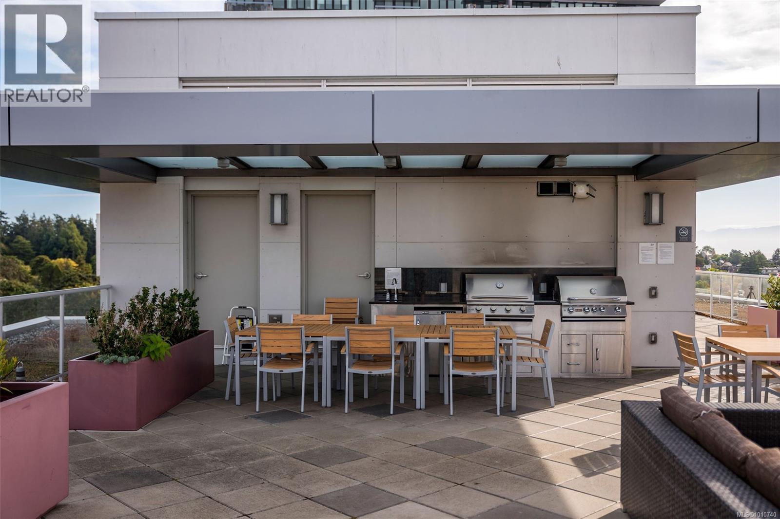 604 646 Michigan St, Victoria, British Columbia V8V 0B7 - Photo 20 - 1010740