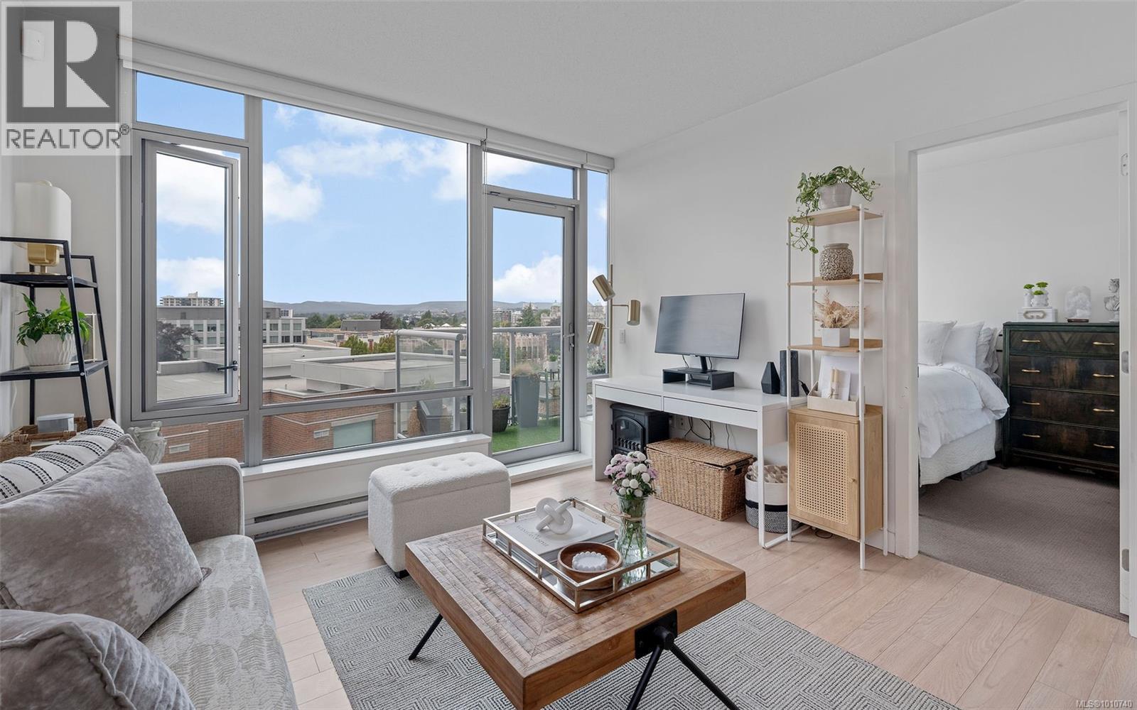 604 646 Michigan St, Victoria, British Columbia V8V 0B7 - Photo 6 - 1010740