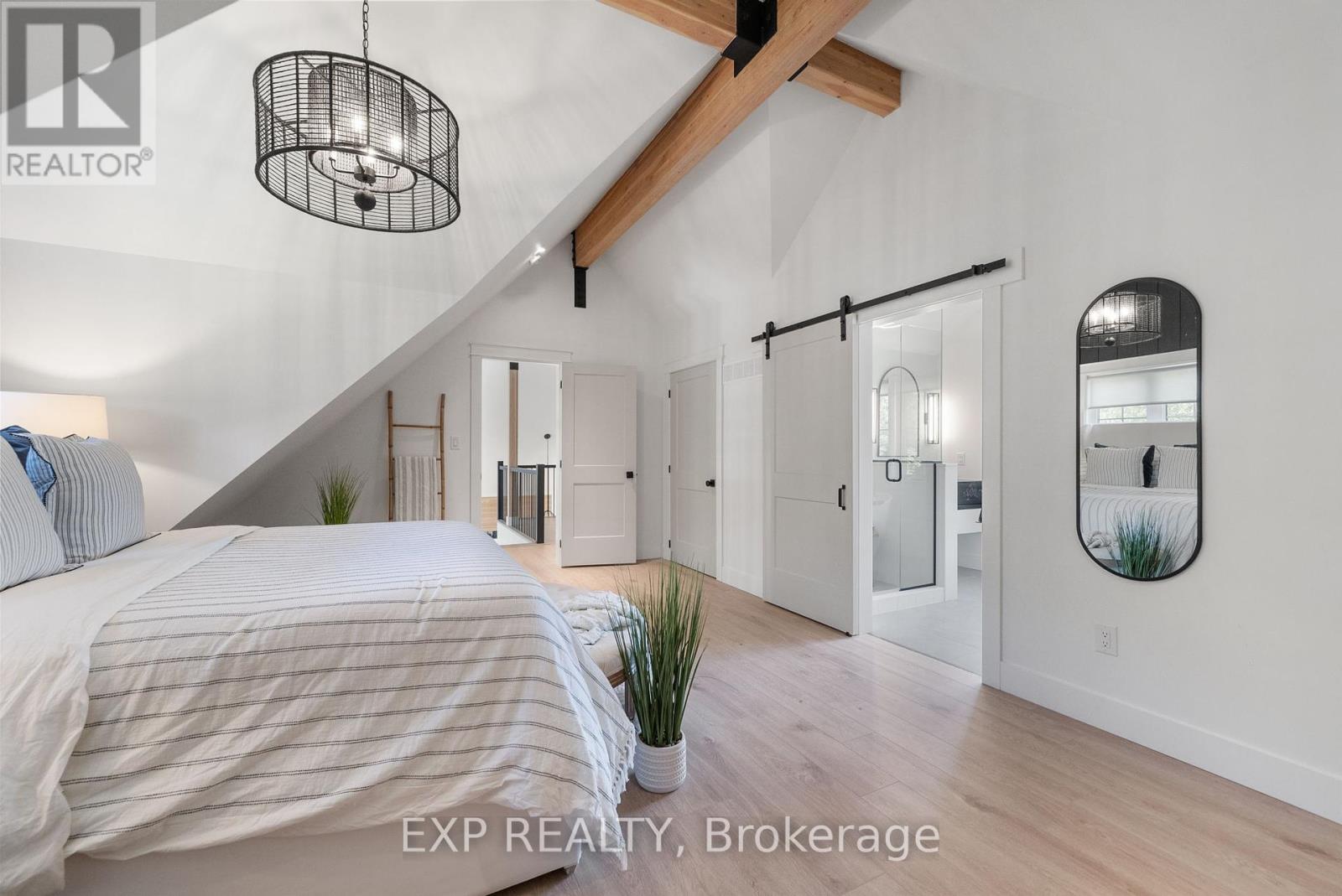 1499 Lakeside Drive, Prince Edward County, Ontario  K0K 1T0 - Photo 16 - X12350871