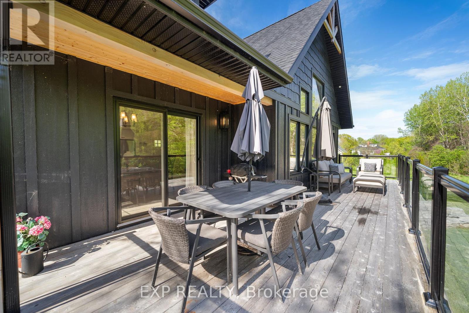 1499 Lakeside Drive, Prince Edward County, Ontario  K0K 1T0 - Photo 25 - X12350871