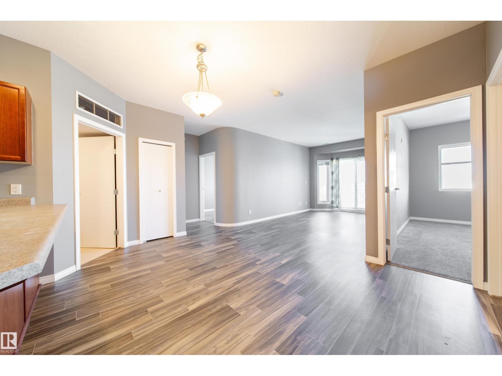 #408 4316 139 Av Nw, Edmonton, Alberta  T5Y 0L1 - Photo 8 - E4453536