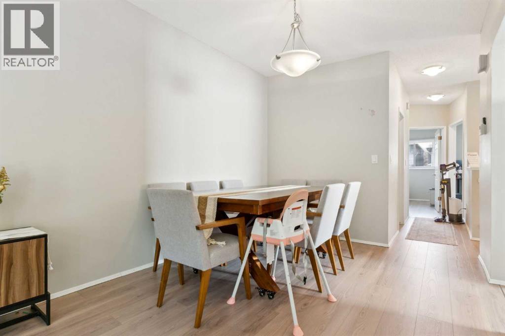 Property at 1734 47 Avenue SW image 5