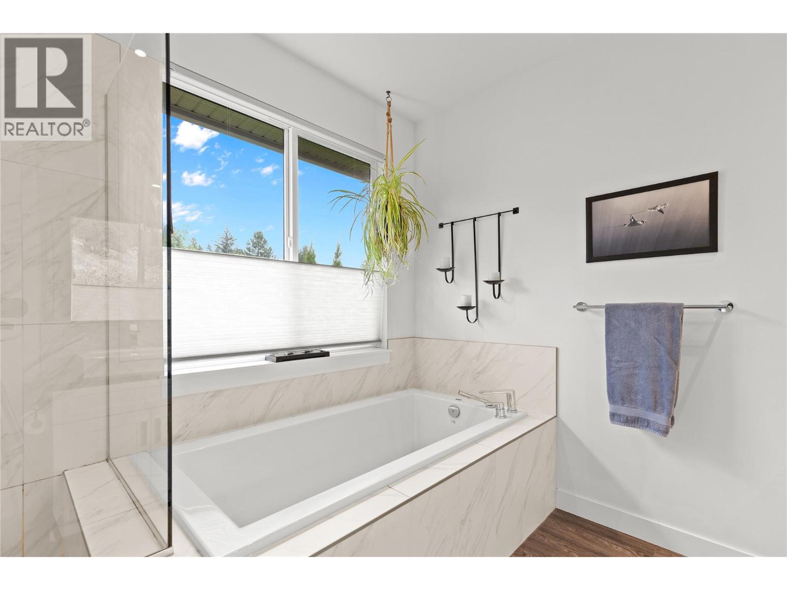 7412 Sun Peaks Drive, Vernon, British Columbia  V1B 4C6 - Photo 50 - 10359524