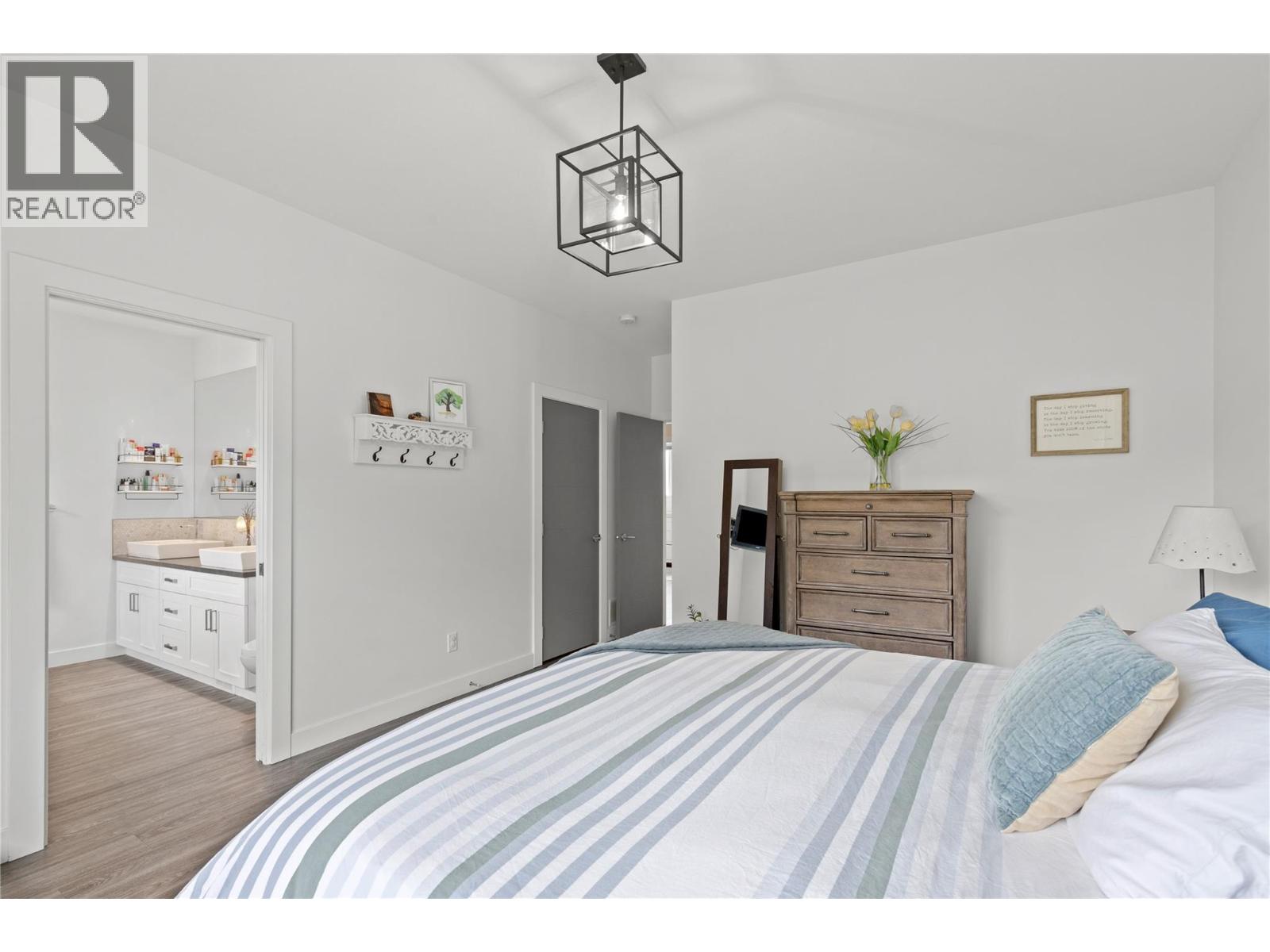 7412 Sun Peaks Drive, Vernon, British Columbia  V1B 4C6 - Photo 46 - 10359524