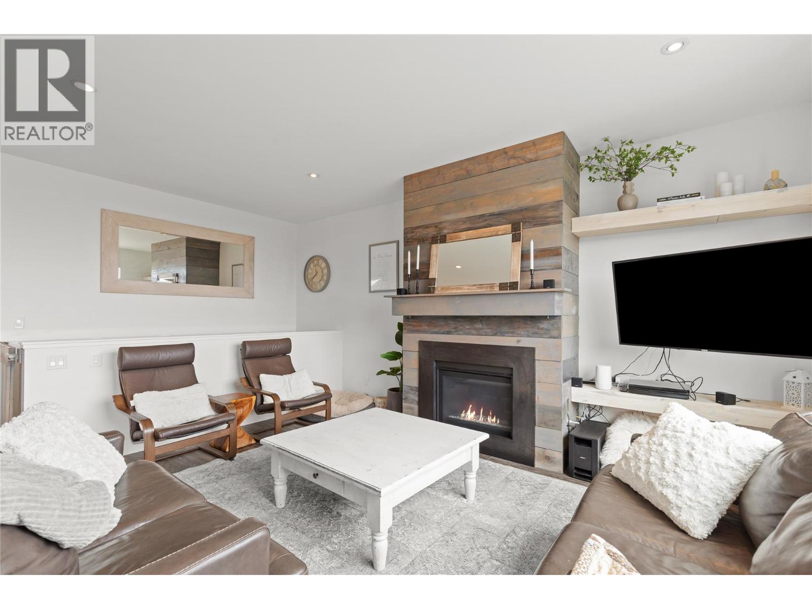 7412 Sun Peaks Drive, Vernon, British Columbia  V1B 4C6 - Photo 39 - 10359524