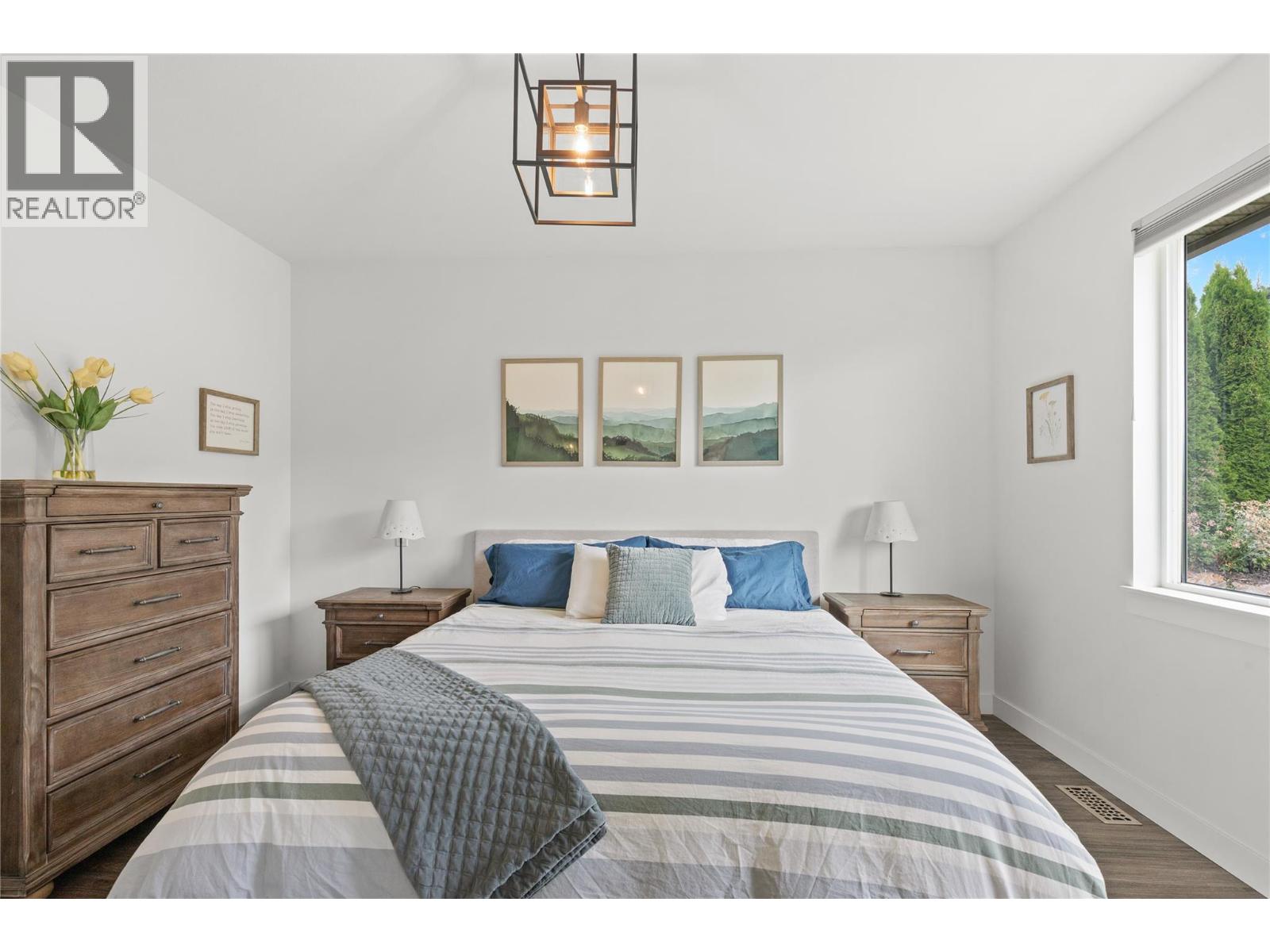 7412 Sun Peaks Drive, Vernon, British Columbia  V1B 4C6 - Photo 45 - 10359524