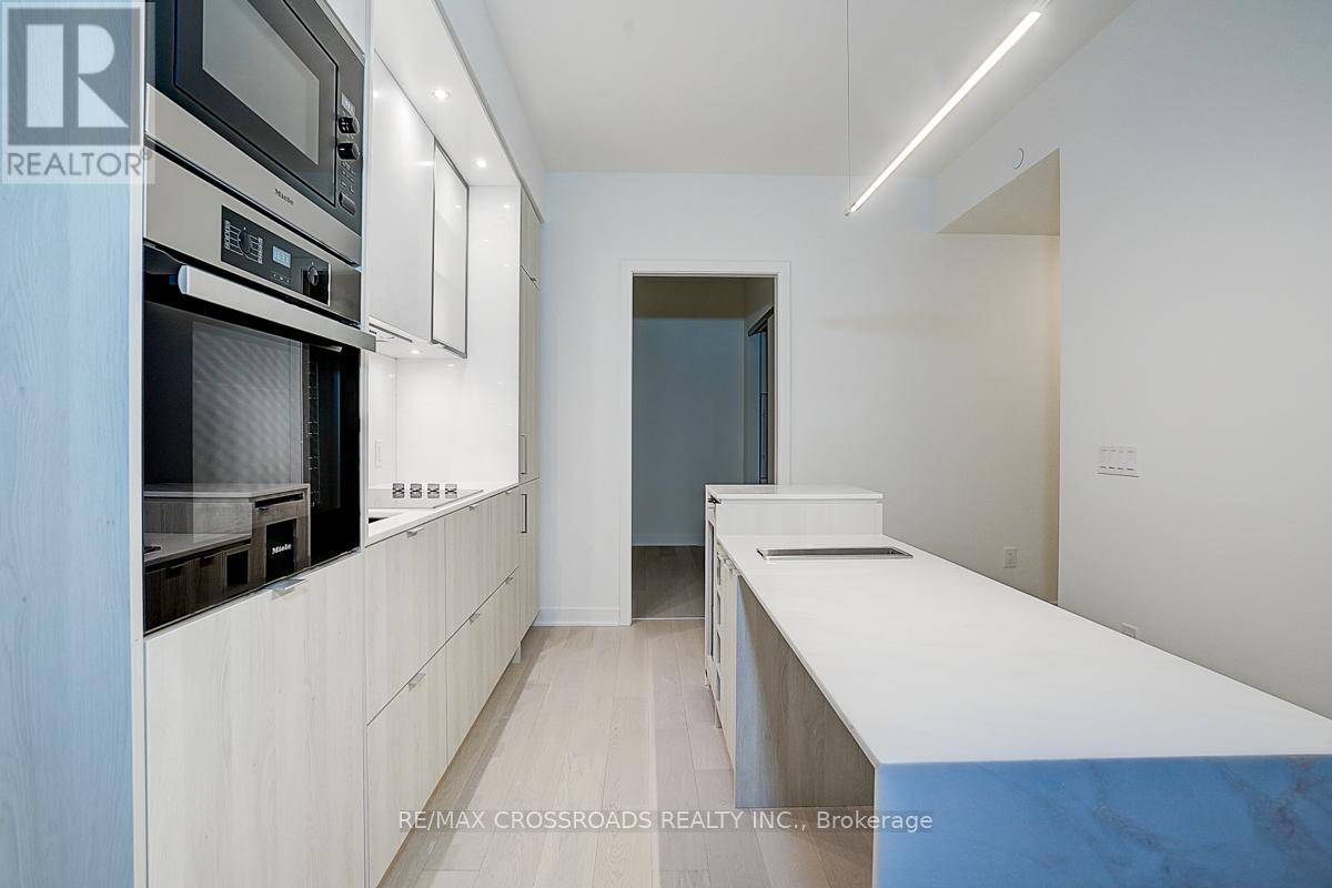 1607 - 11 Yorkville Avenue, Toronto, Ontario  M4W 1L2 - Photo 19 - C12350939