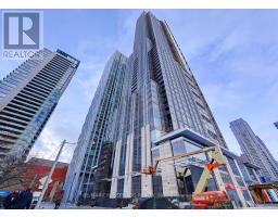 1607 - 11 YORKVILLE AVENUE, Toronto, Ontario