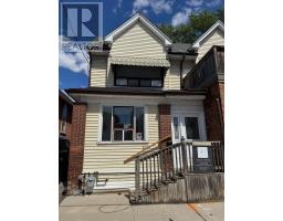 869 PAPE AVENUE E, Toronto, Ontario