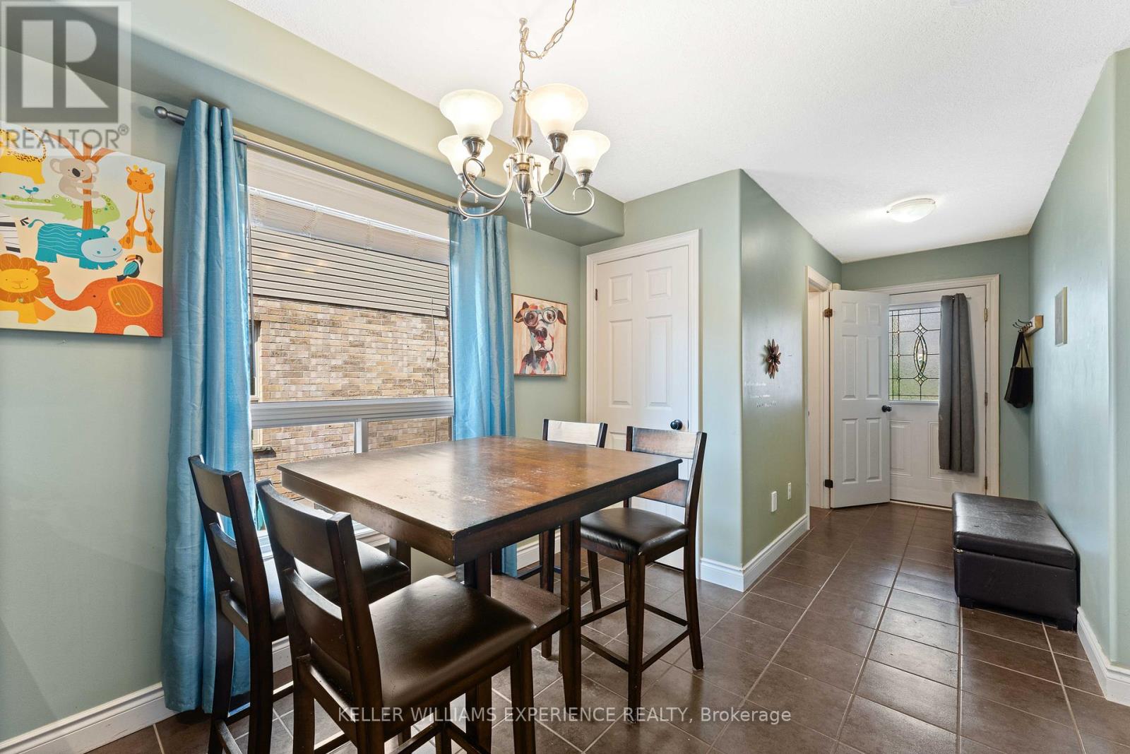 59 Stevenson Street, Essa (Angus), Ontario  L3W 0P4 - Photo 5 - N12350929