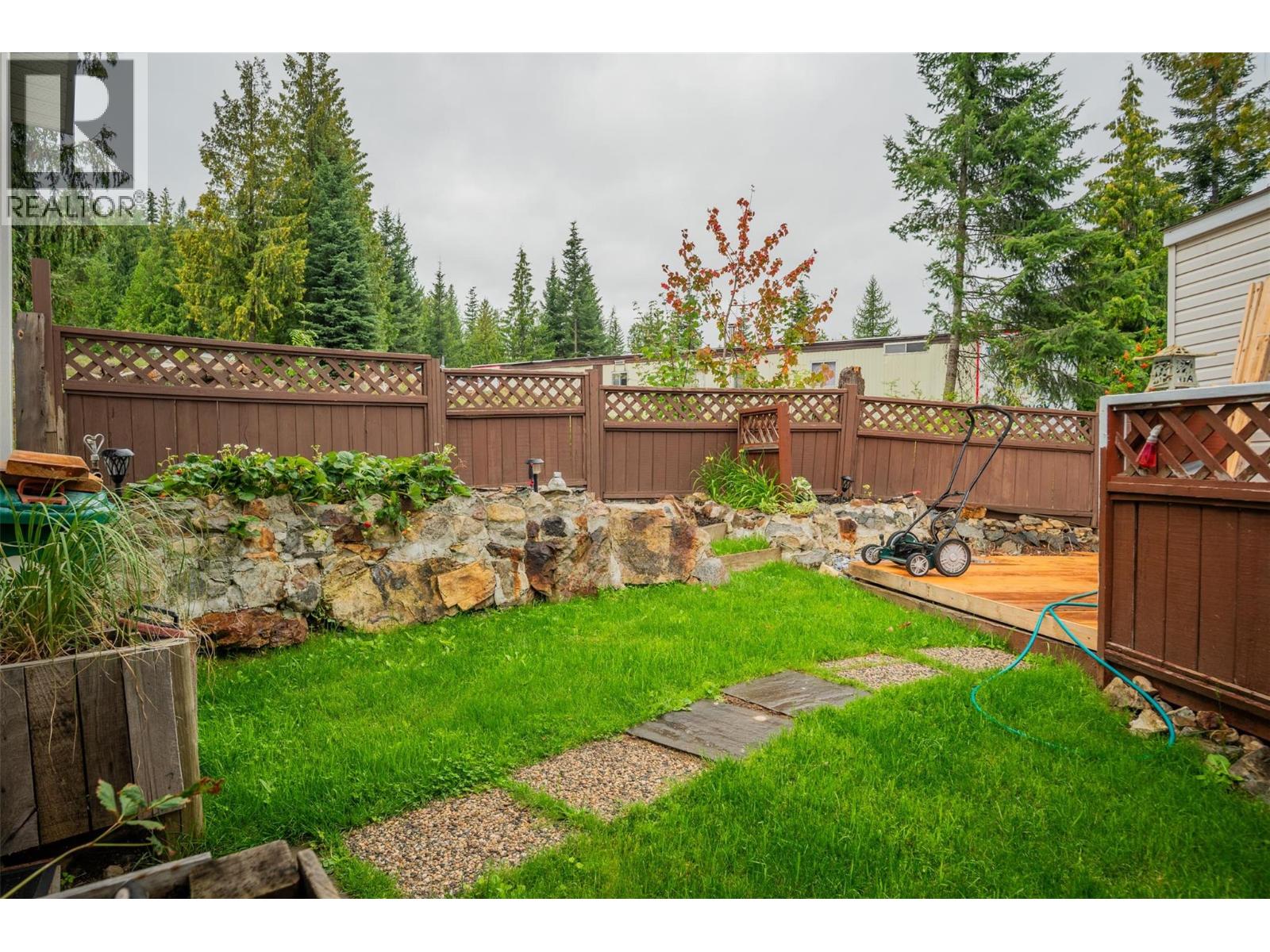891 Monte Vista Drive Unit# 24, Rossland, British Columbia  V0G 1Y0 - Photo 22 - 10359700
