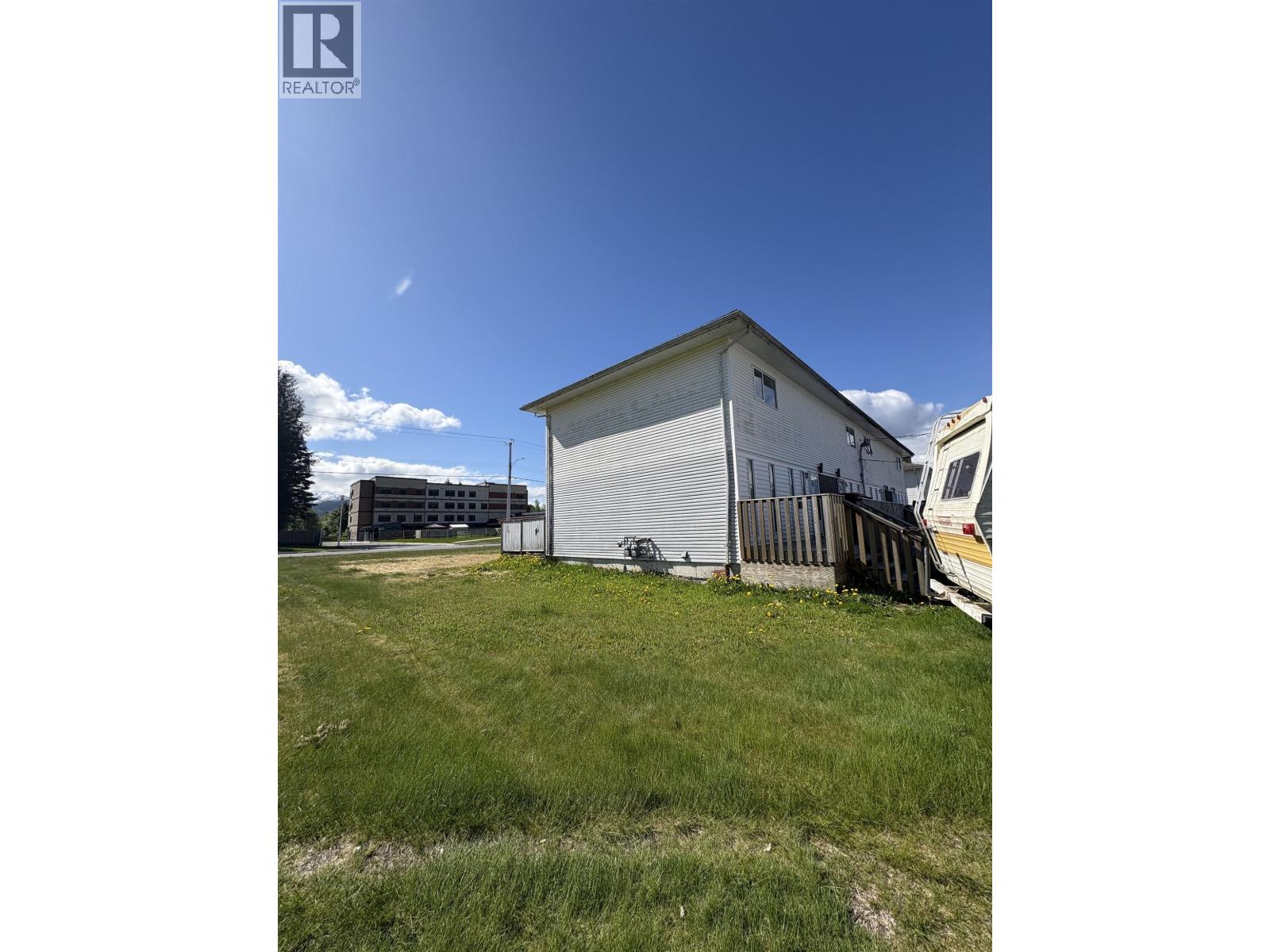 77 Wedeene Street, Kitimat, British Columbia  V8C 1W3 - Photo 10 - R3036863