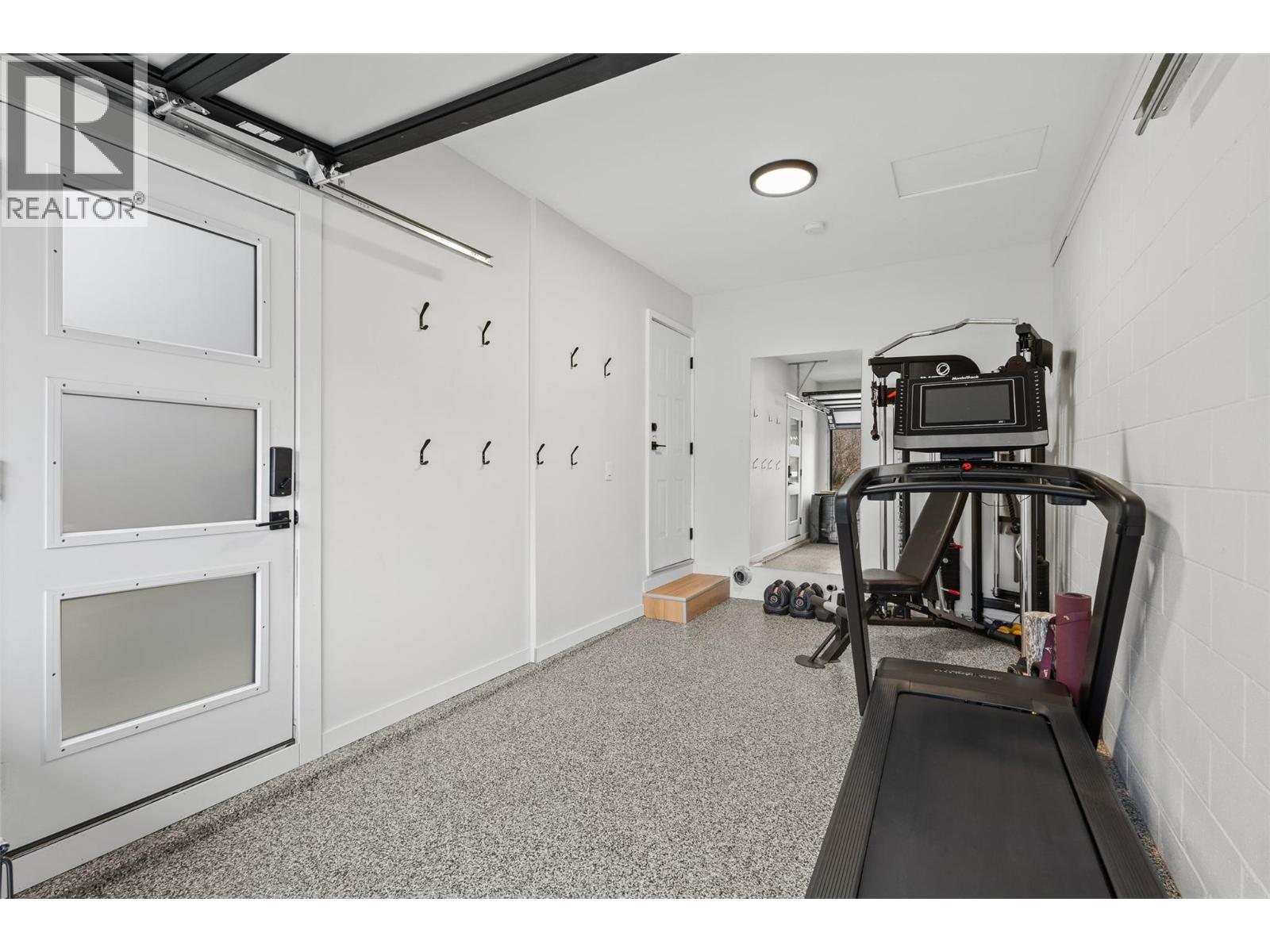Property at 712 Schafer Road image 3