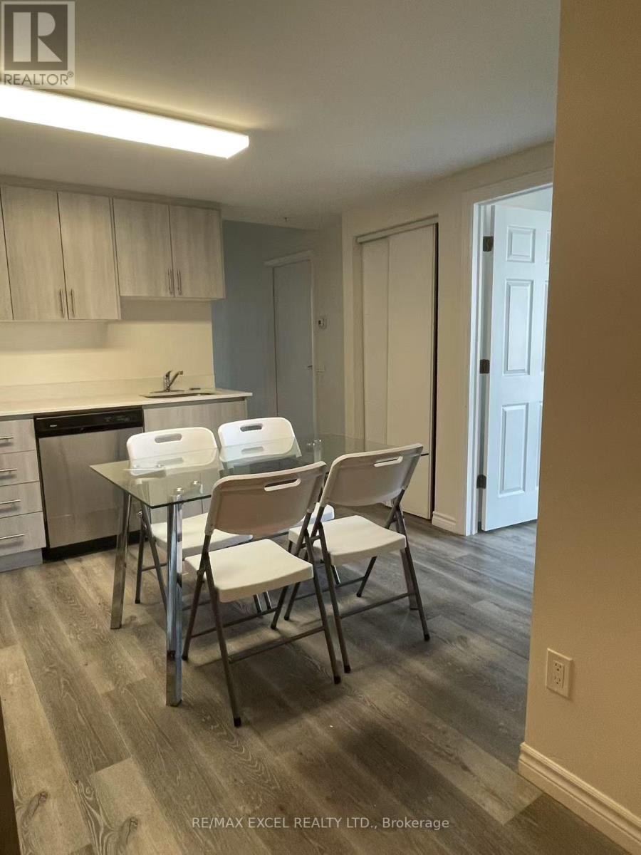 709 - 246 Lester Street, Waterloo, Ontario  N2L 0H1 - Photo 12 - X12350833