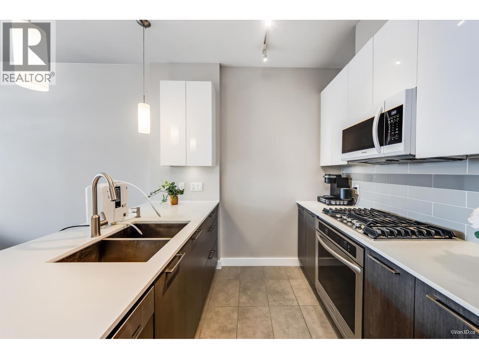 3018 5511 Hollybridge Way, Richmond, British Columbia V7C 0A3 - Photo 3 - R3037996