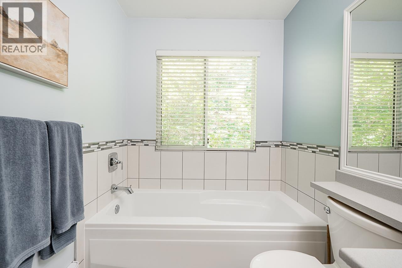 36 7465 Mulberry Place, Burnaby, British Columbia  V3N 5A1 - Photo 18 - R3038021