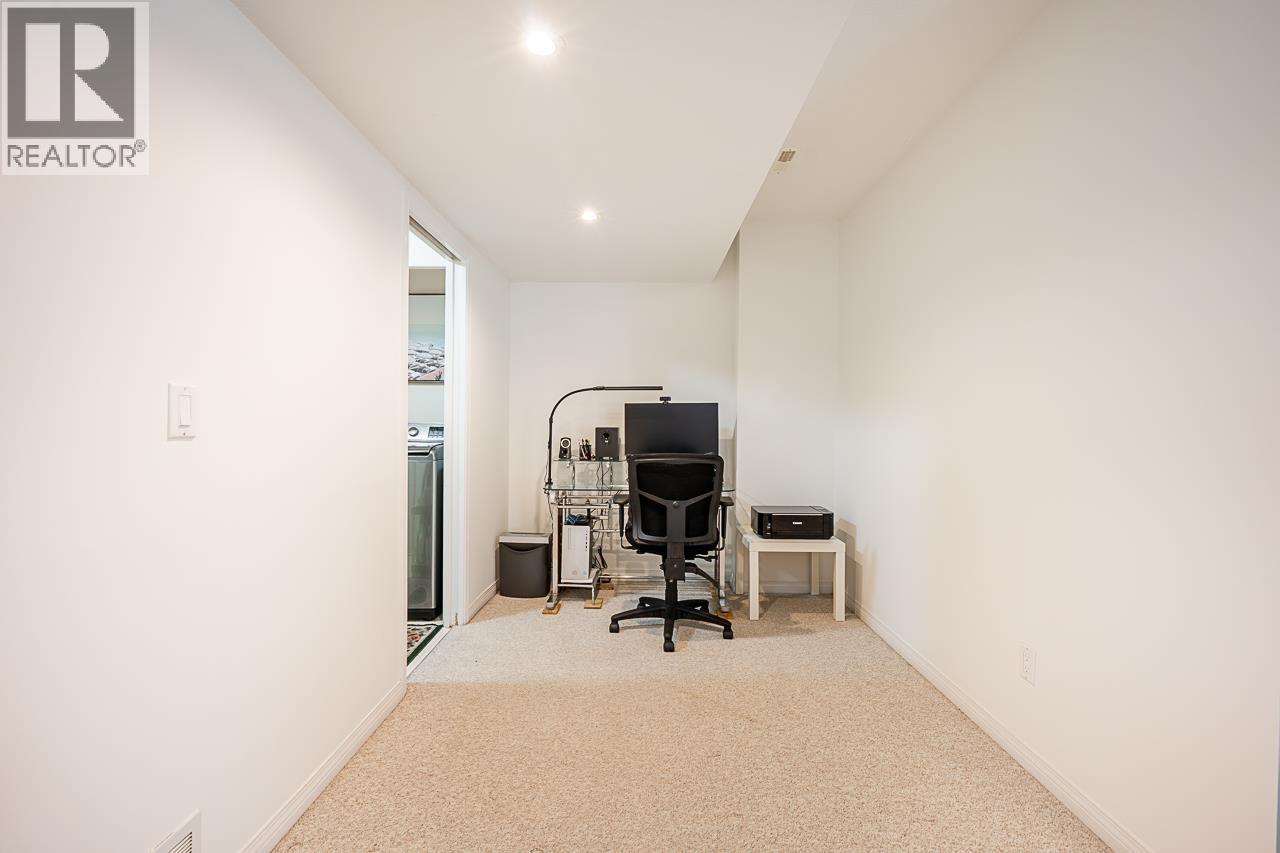 36 7465 Mulberry Place, Burnaby, British Columbia  V3N 5A1 - Photo 28 - R3038021