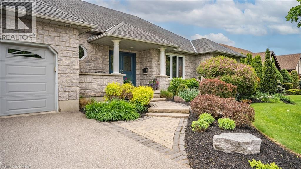 92 Race Street, Paris, Ontario  N3L 4A4 - Photo 3 - 40727841
