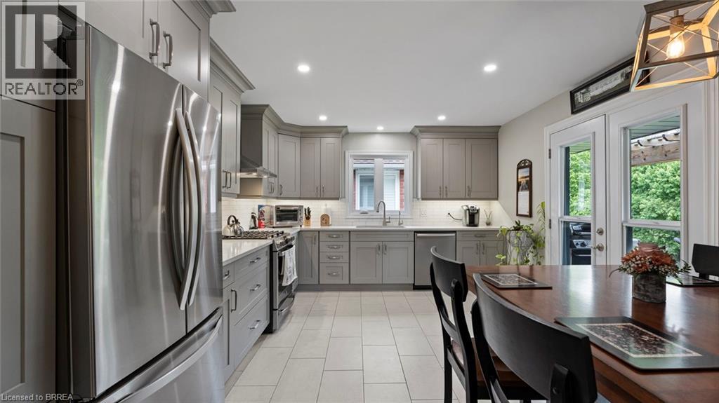 92 Race Street, Paris, Ontario  N3L 4A4 - Photo 7 - 40727841