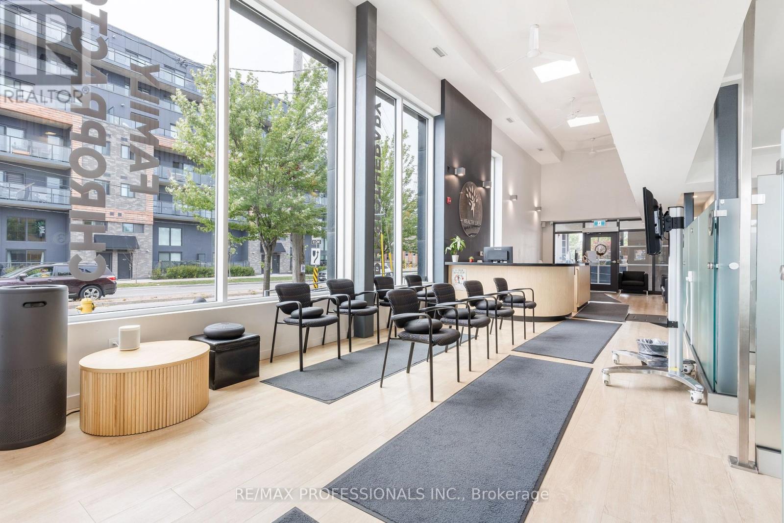 2nd Floor - 430 Browns Line, Toronto, Ontario  M8W 3T9 - Photo 20 - W12350433