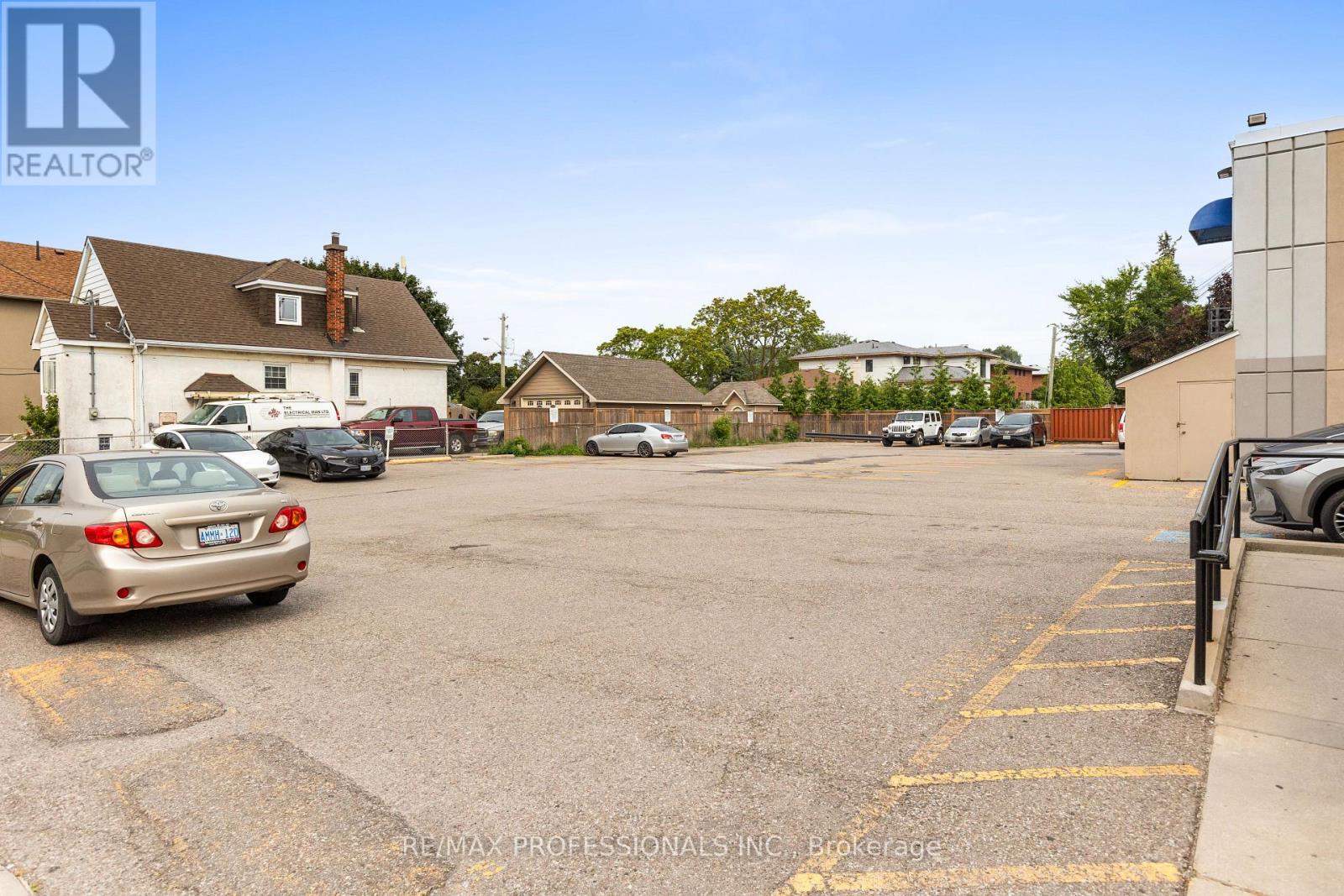 2nd Floor - 430 Browns Line, Toronto, Ontario  M8W 3T9 - Photo 22 - W12350433