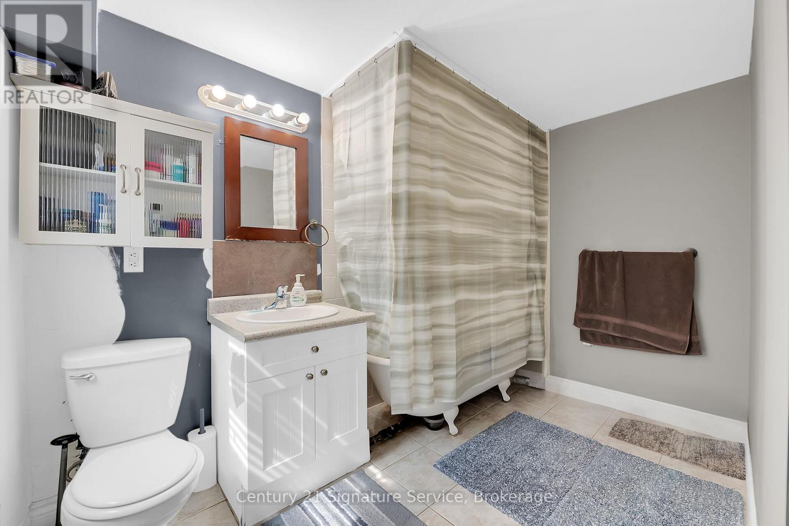 17 Fleming Avenue W, Brampton, Ontario  L6Y 1J9 - Photo 25 - W12342900