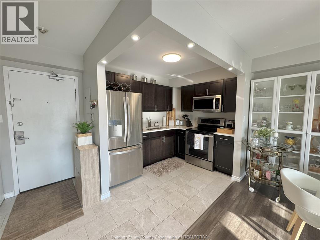 8591 Riverside Drive East Unit# 904, Windsor, Ontario  N8S 1G3 - Photo 3 - 25020969