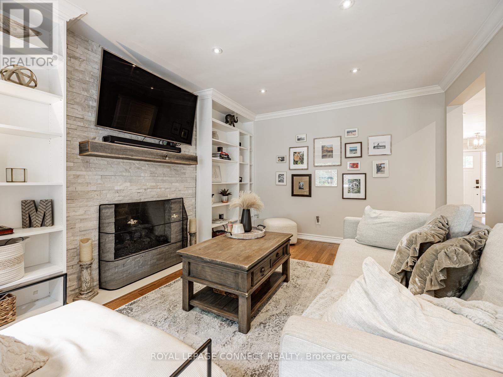 42 Lyndhurst Drive, Markham, Ontario  L3T 6S5 - Photo 14 - N12351003