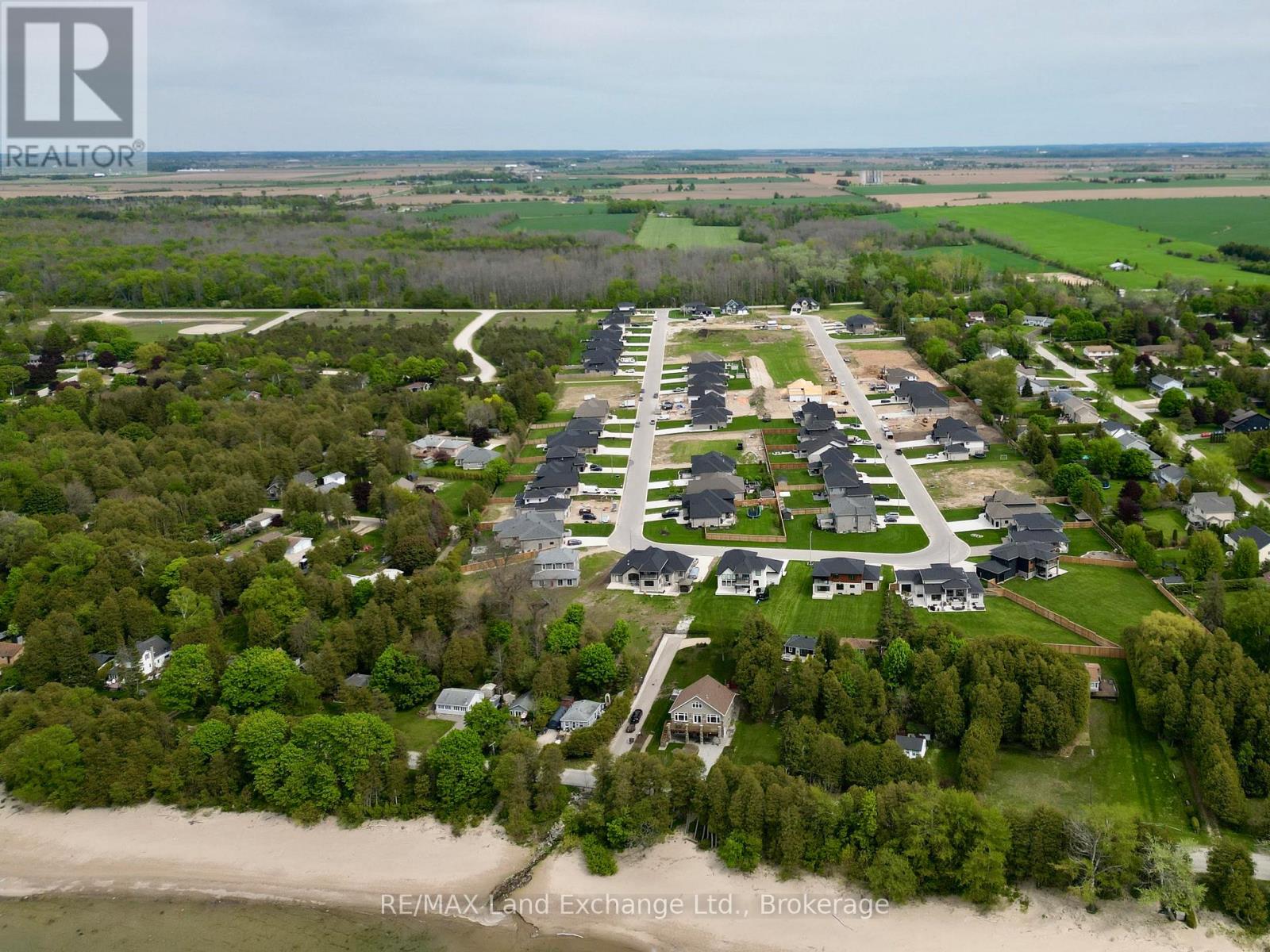 964 Bogdanovic Way, Huron-Kinloss, Ontario  N2Z 0H4 - Photo 17 - X12230628