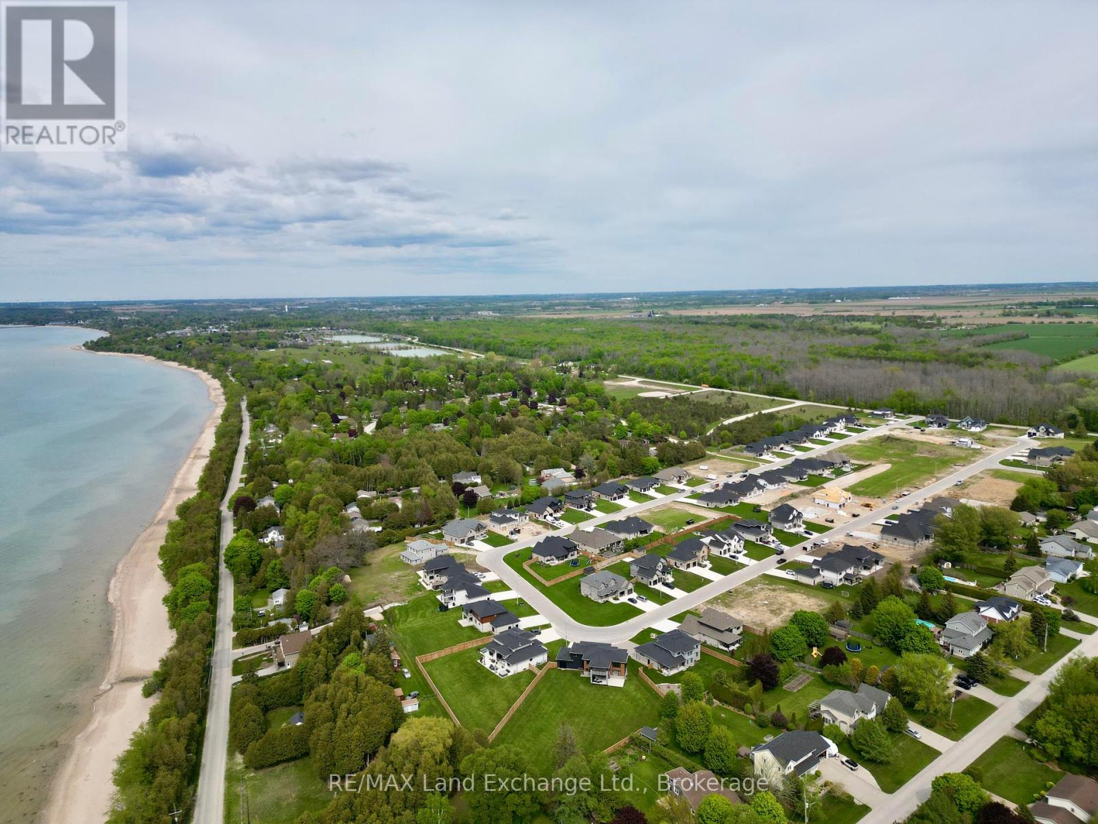 964 Bogdanovic Way, Huron-Kinloss, Ontario  N2Z 0H4 - Photo 15 - X12230628