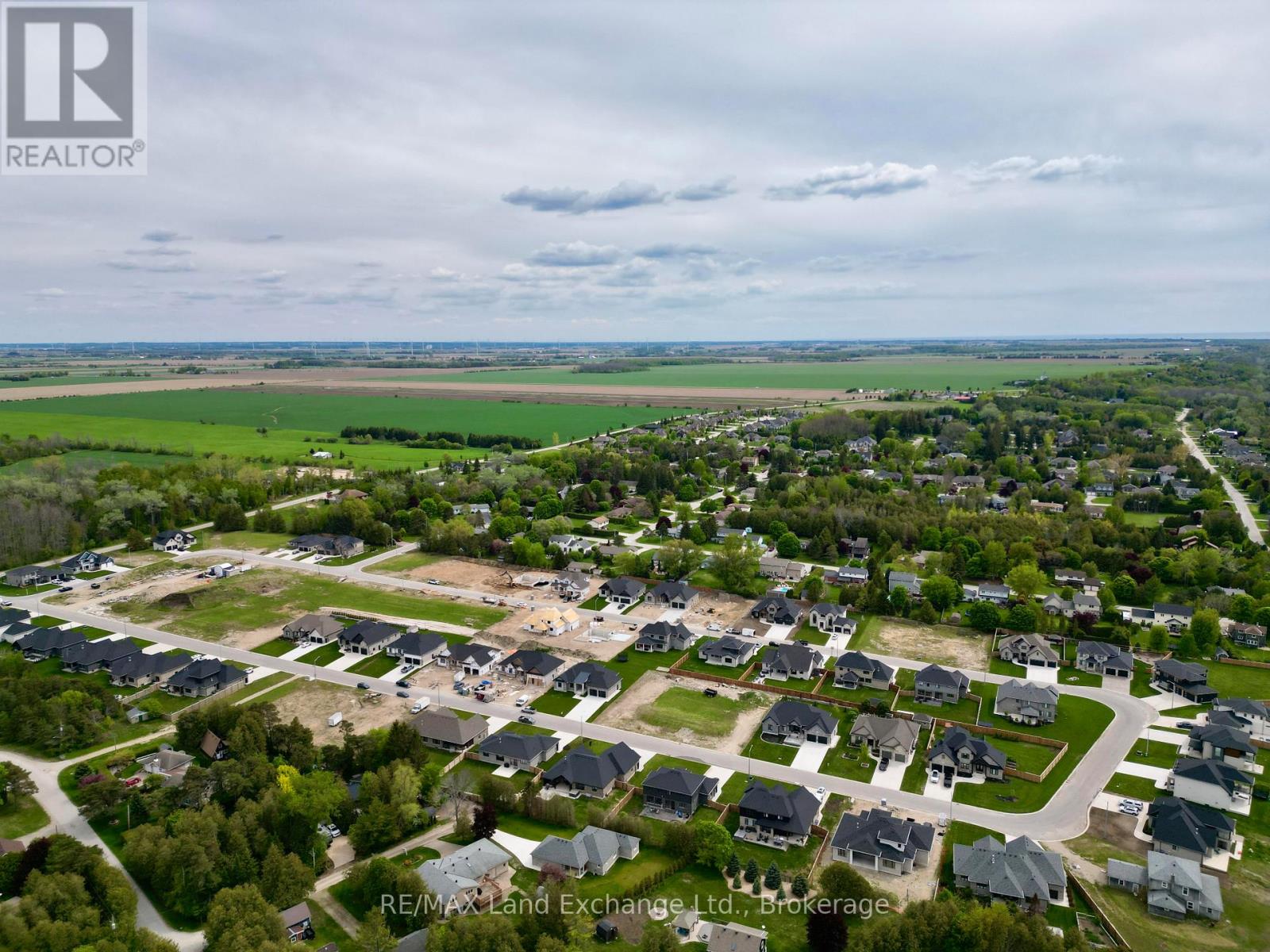 964 Bogdanovic Way, Huron-Kinloss, Ontario  N2Z 0H4 - Photo 16 - X12230628