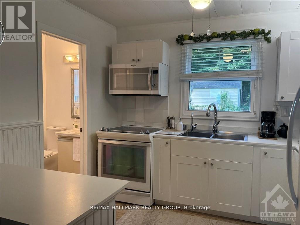112 Mckenzie Lane, Elizabethtown-Kitley, Ontario  K6V 7E5 - Photo 8 - X12351112