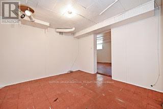 19 Skipton Court, Toronto, Ontario  M3M 2S9 - Photo 26 - W12350997