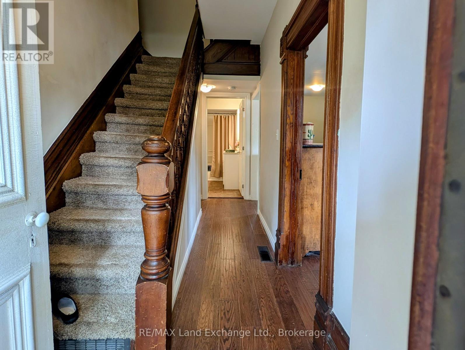 431 Coombs Street, North Huron, Ontario  N0M 1H0 - Photo 22 - X12351063